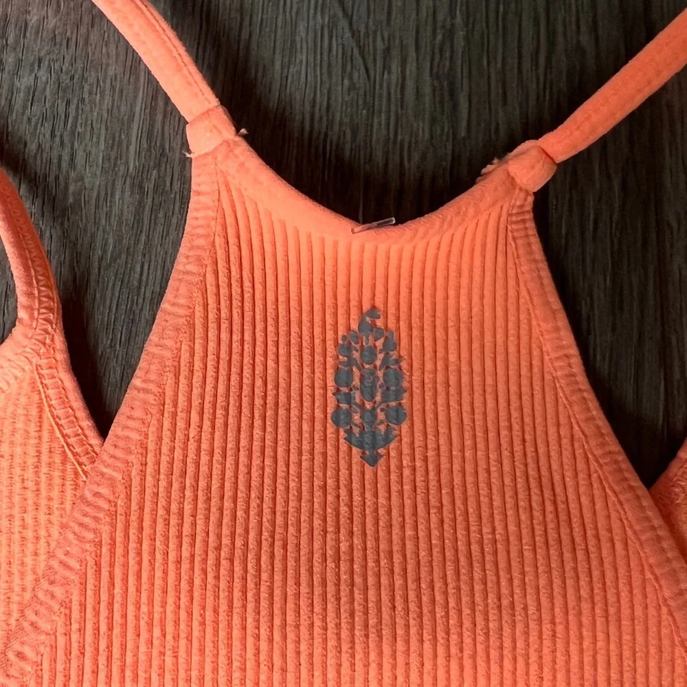 Free People Movement Happiness Runs Crop Tank In Peach Horizon Size M/L - Picture 13 of 14